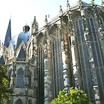 Het Mergelhoek 2 아파트